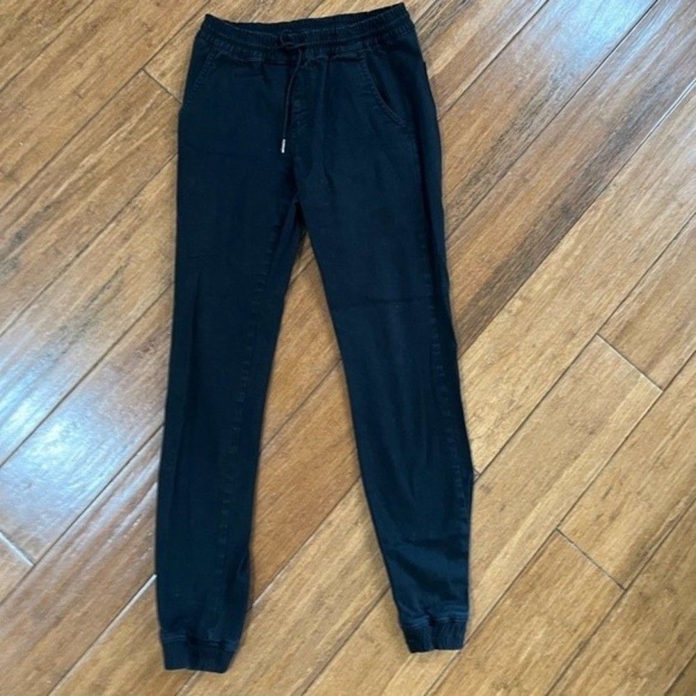 Lira Joggers